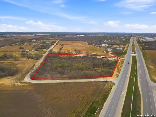 4988 S Loop 1604 E Elmendorf, TX 78112