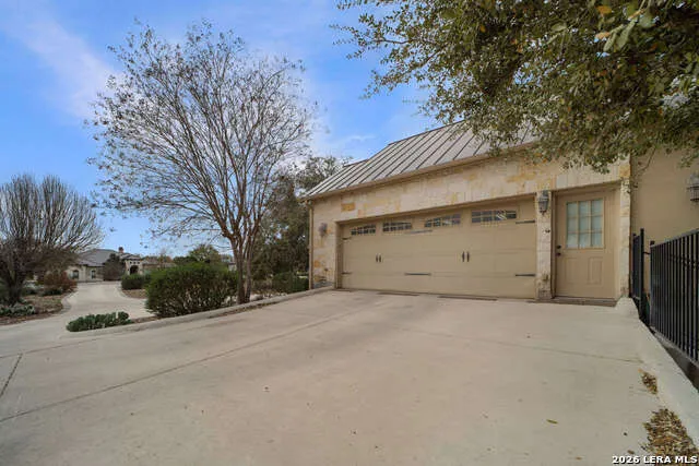 1174 sapling New Braunfels, TX 78132
