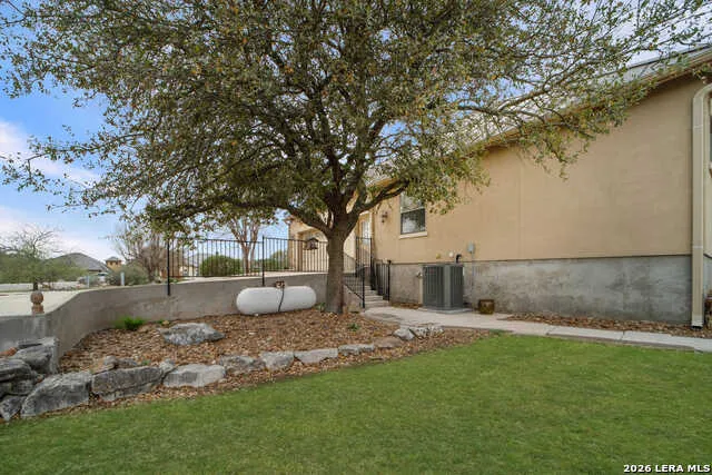 1174 sapling New Braunfels, TX 78132