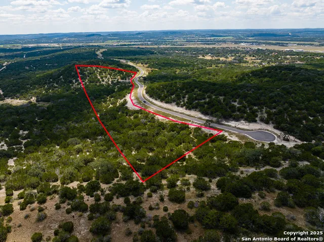 445 Dark Sky Path Kerrville, TX 78028