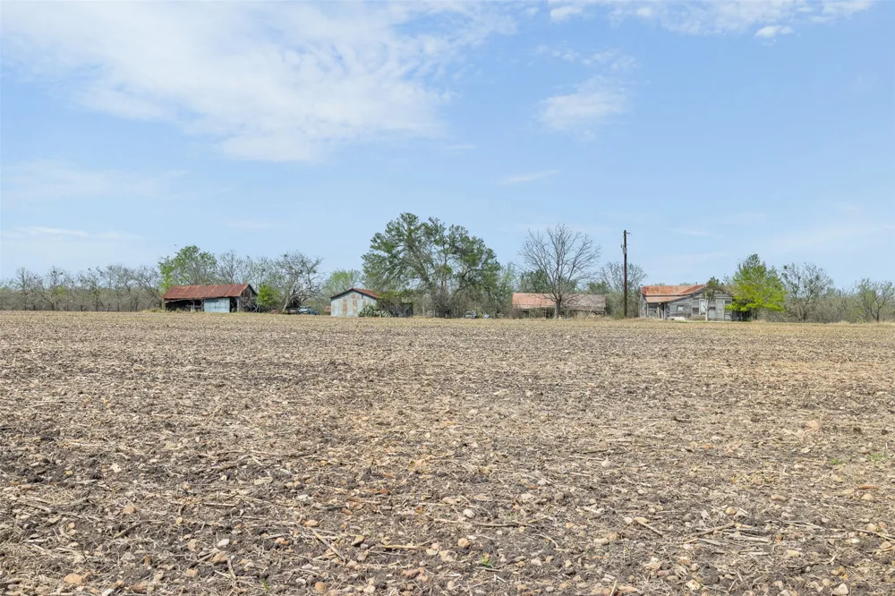 5340 Dreibrodt Street San Marcos, TX 78666