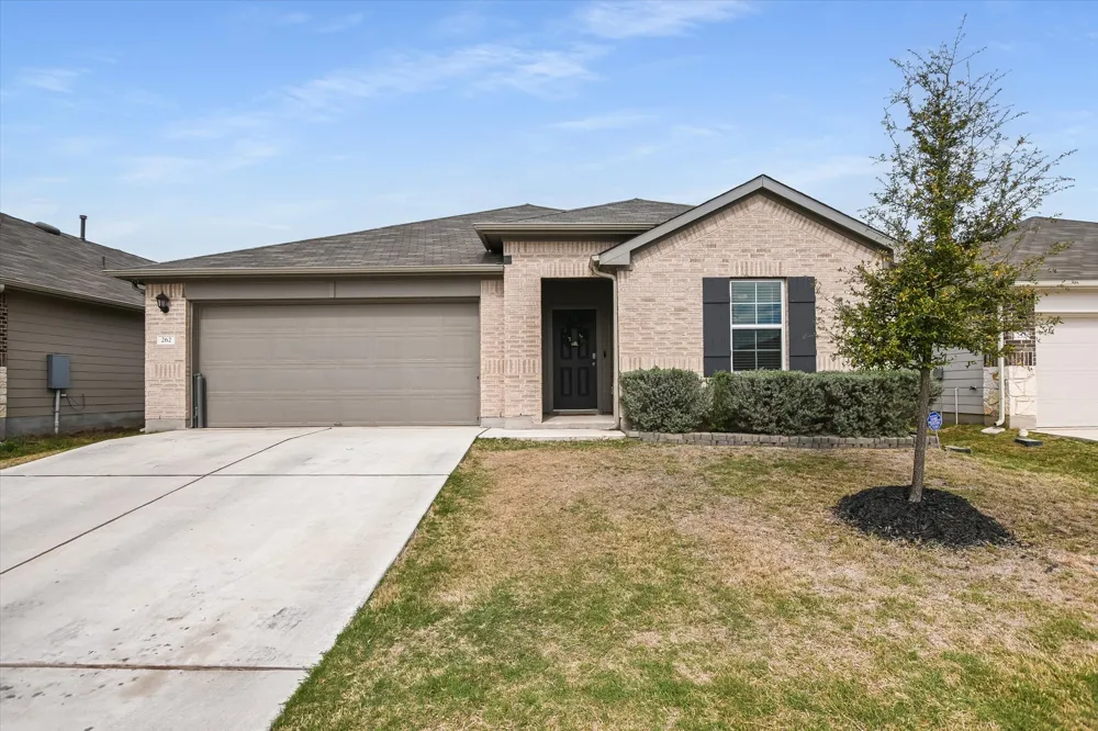 262 SICKLE LOOP Kyle, TX 78640