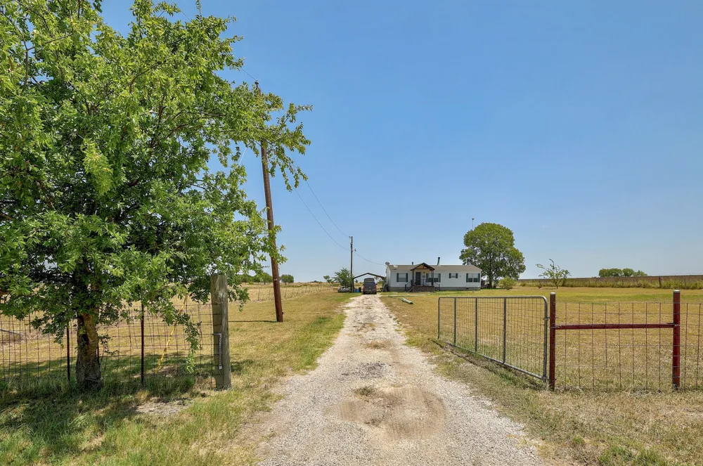 13212 Sandeen Road Manor, TX 78653