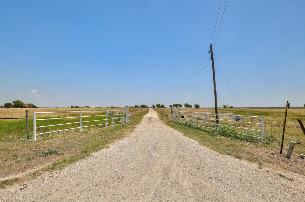 13212 Sandeen Road Manor, TX 78653