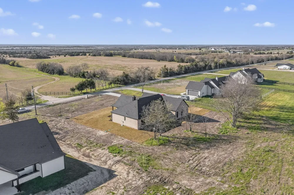 4961 County Road 1098 Celeste, TX 75423