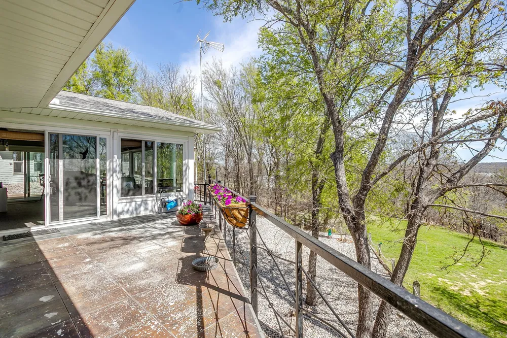 292 Pam Drive Chico, TX 76431
