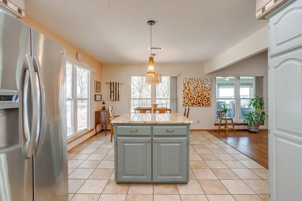 292 Pam Drive Chico, TX 76431