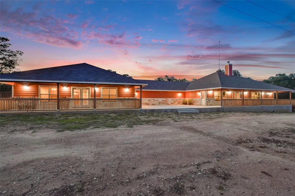3547 W State Highway 29 Bertram, TX 78605
