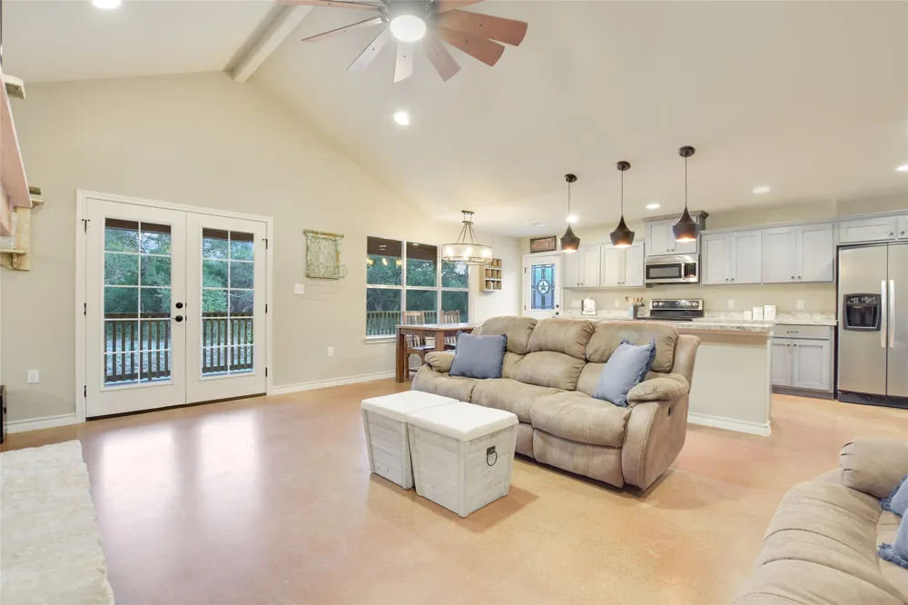 3547 W State Highway 29 Bertram, TX 78605