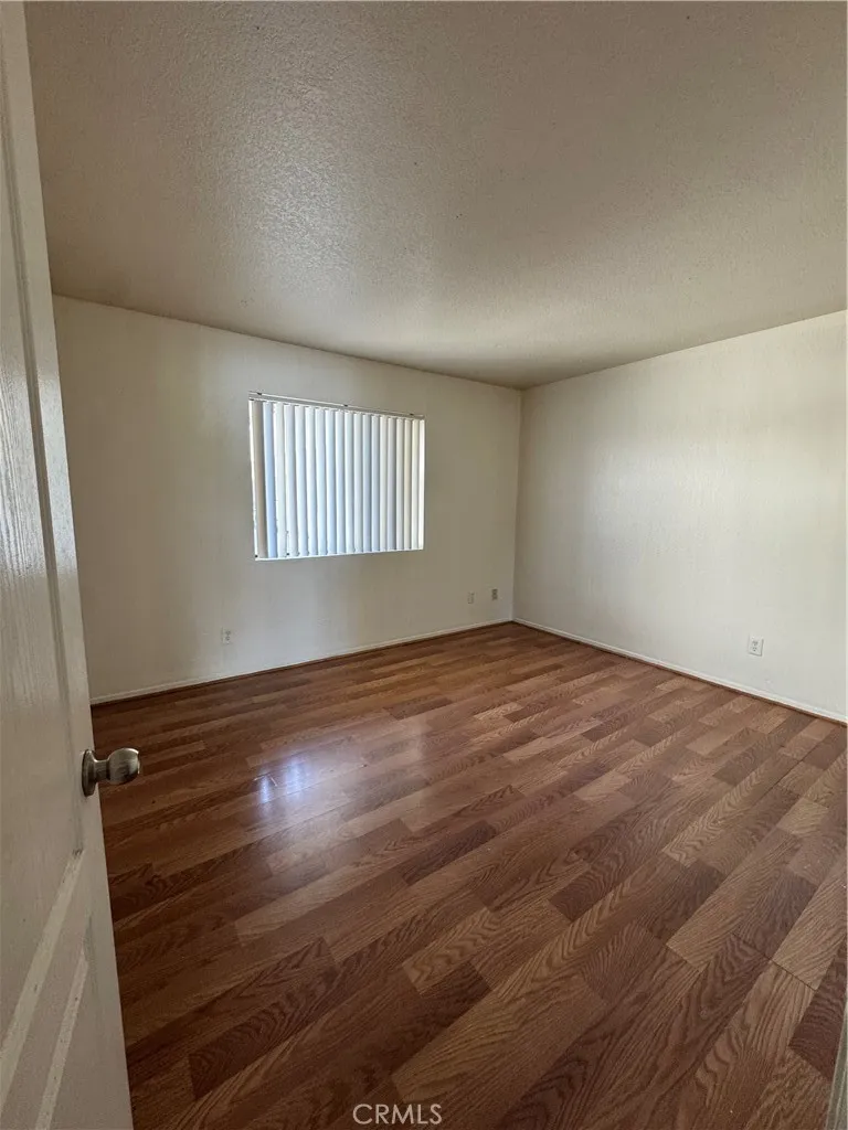 14610 Delano #211 Van Nuys, CA 91411