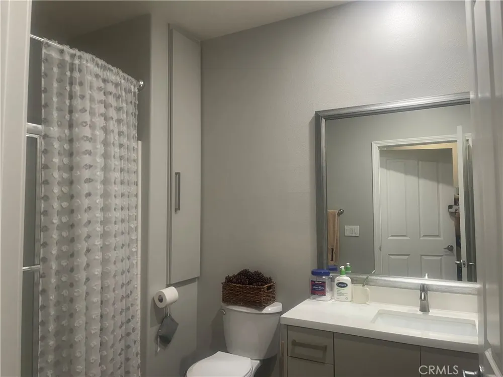 835 Francesca #201 Walnut, CA 91789
