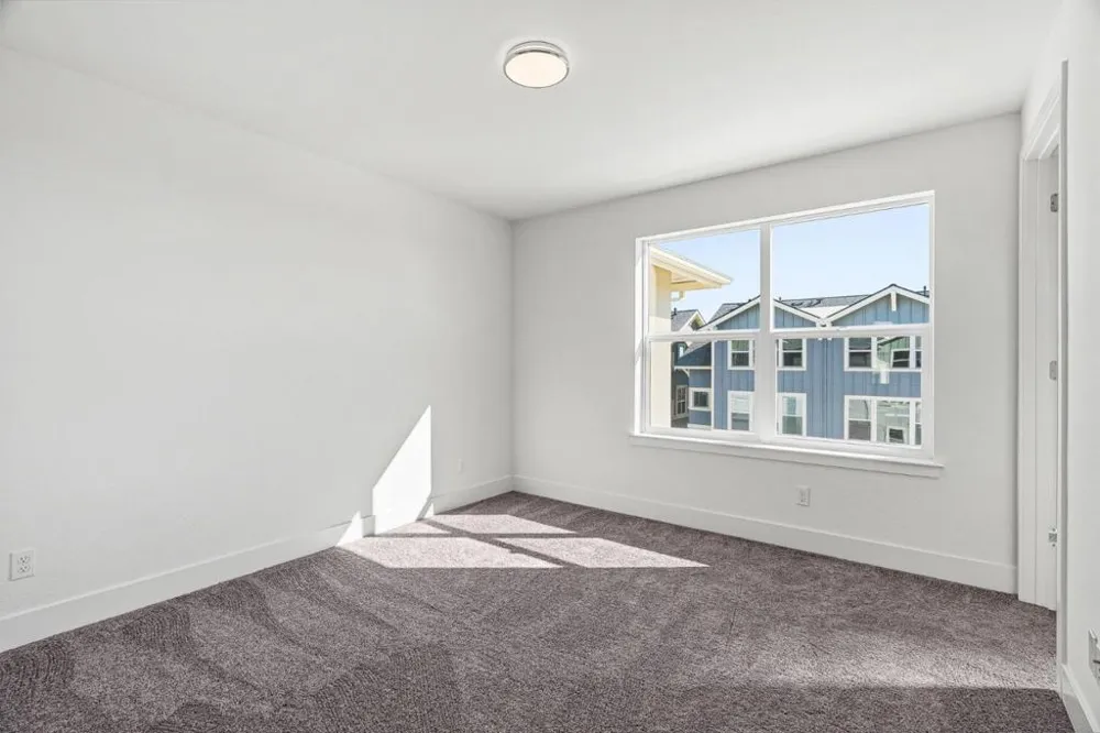 102 Skyline Vista Way Watsonville, CA 95076
