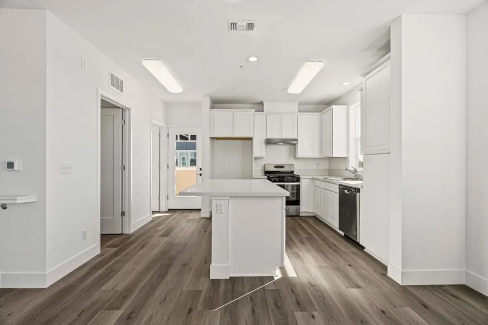 102 Skyline Vista Way Watsonville, CA 95076
