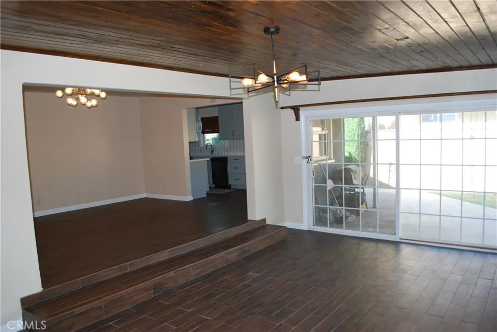 2498 Kellogg Park Drive Pomona, CA 91768