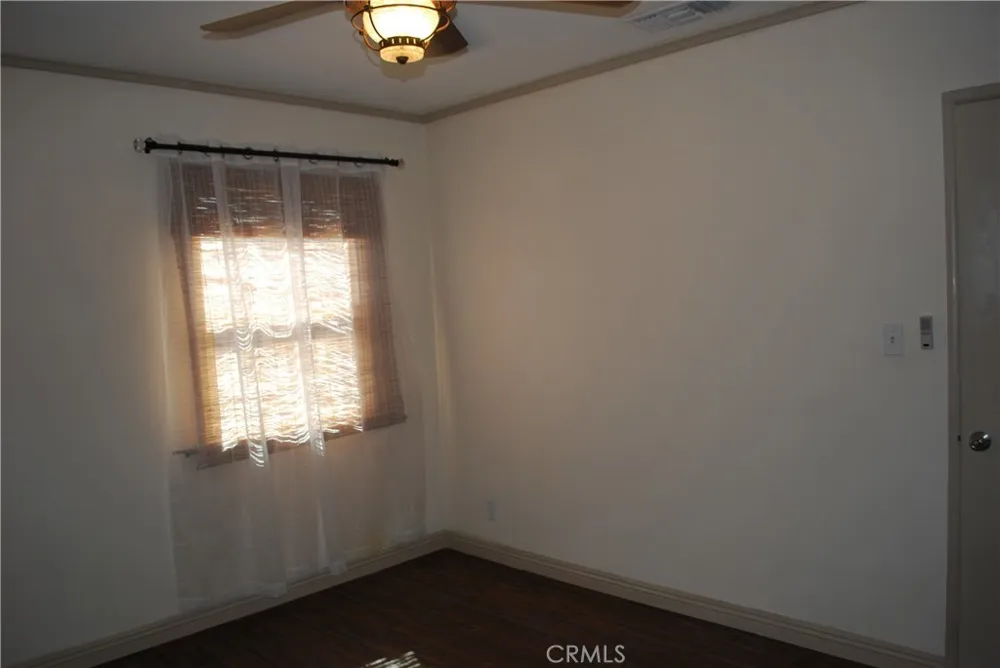 2498 Kellogg Park Drive Pomona, CA 91768