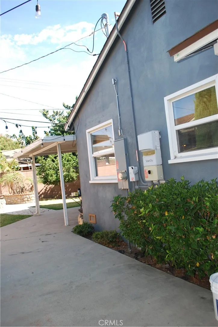 2498 Kellogg Park Drive Pomona, CA 91768