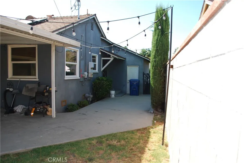 2498 Kellogg Park Drive Pomona, CA 91768