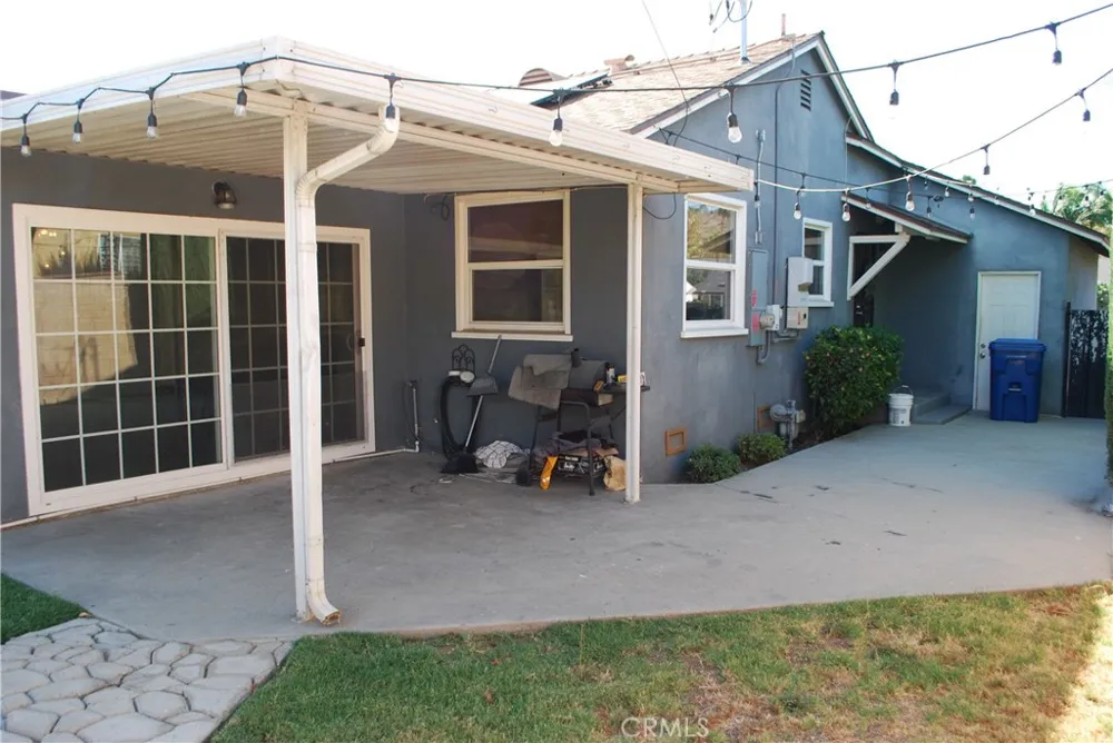 2498 Kellogg Park Drive Pomona, CA 91768