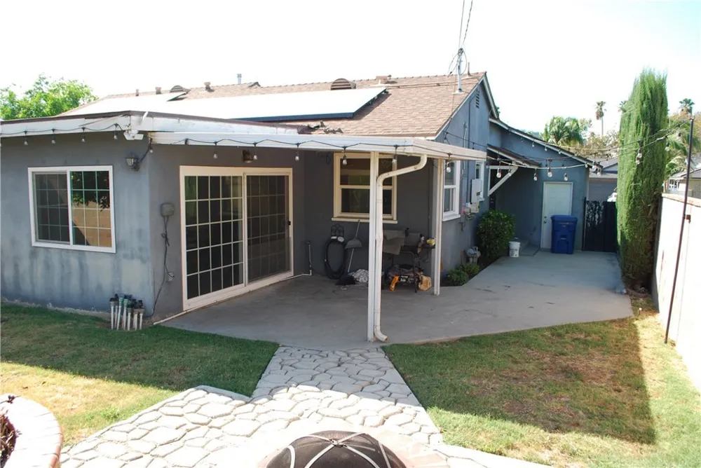 2498 Kellogg Park Drive Pomona, CA 91768