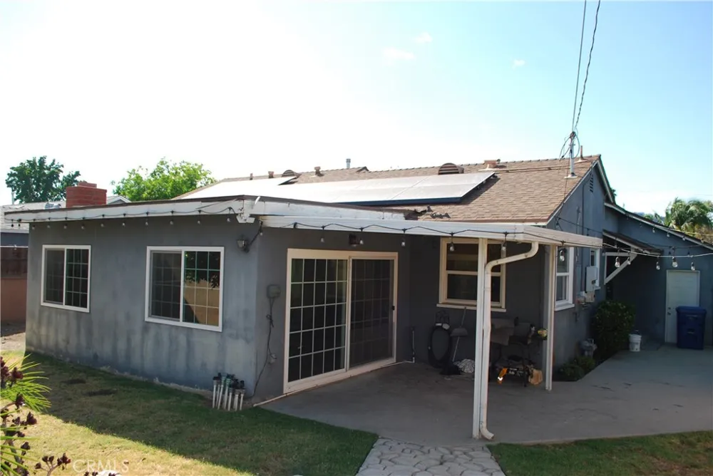 2498 Kellogg Park Drive Pomona, CA 91768