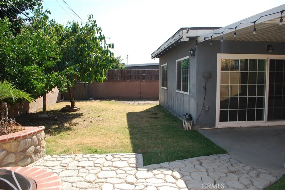 2498 Kellogg Park Drive Pomona, CA 91768
