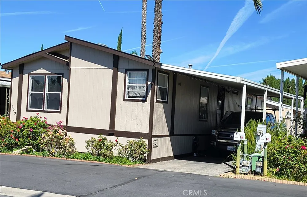20401 Soledad Canyon Road #223 Canyon Country, CA 91351