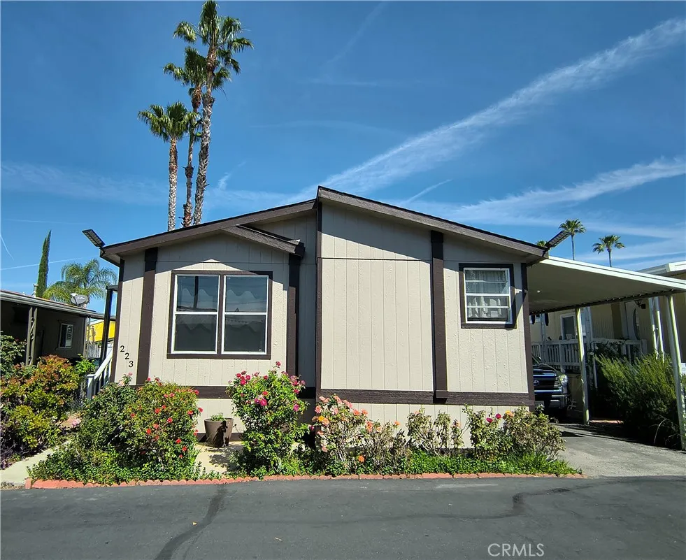 20401 Soledad Canyon Road #223 Canyon Country, CA 91351
