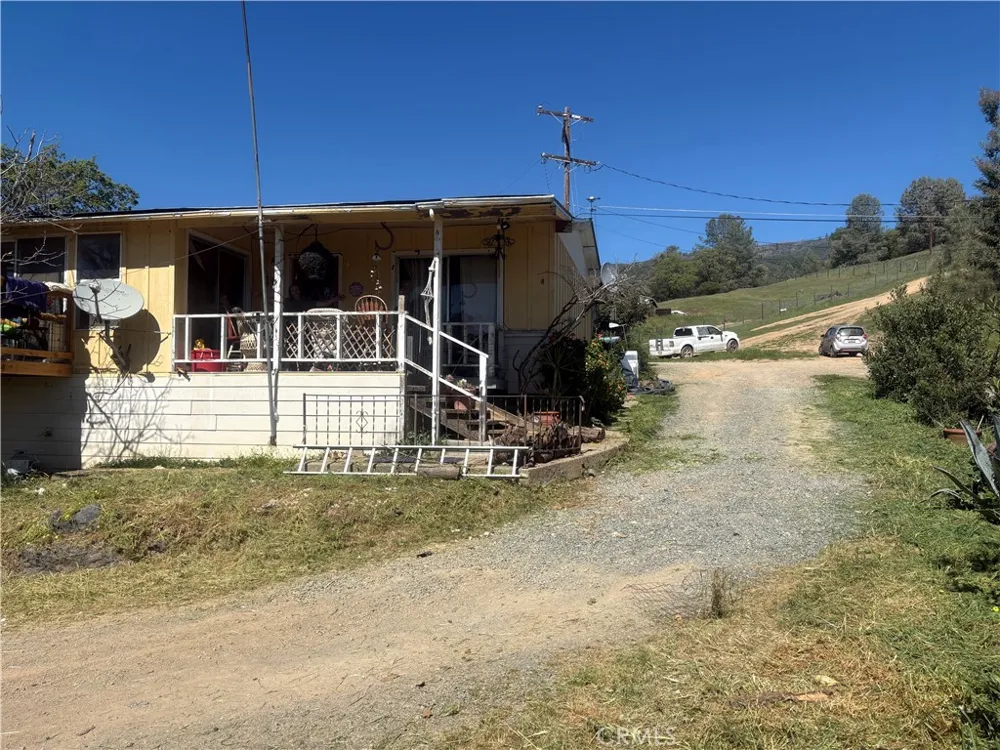 4369 Lakeview Terrace Lucerne, CA 95458