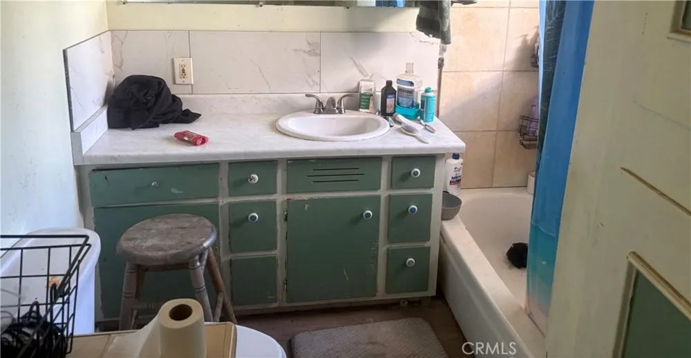 4369 Lakeview Terrace Lucerne, CA 95458
