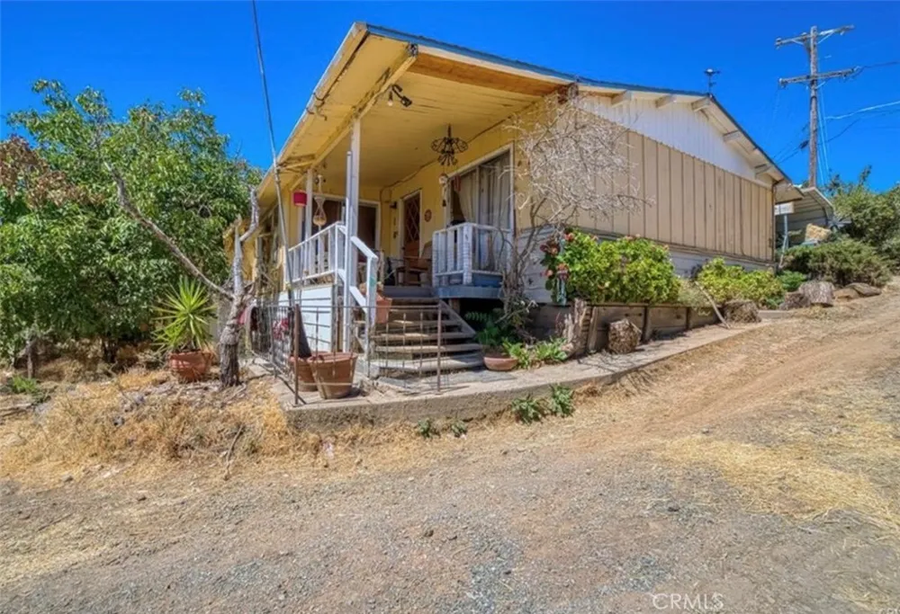 4369 Lakeview Terrace Lucerne, CA 95458