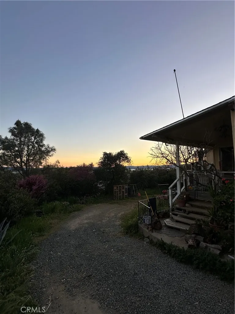 4369 Lakeview Terrace Lucerne, CA 95458