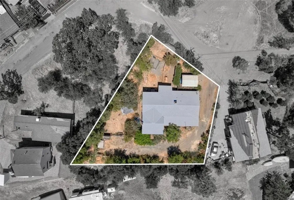 4369 Lakeview Terrace Lucerne, CA 95458