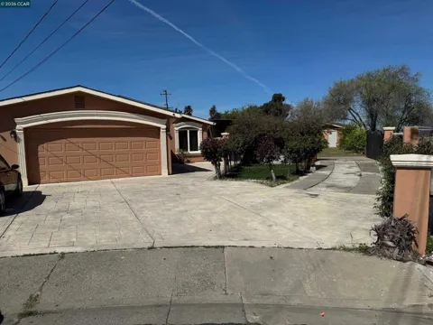 5 Island View Dr