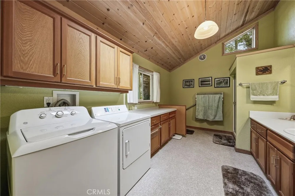 15306 Western Mine Middletown, CA 95461