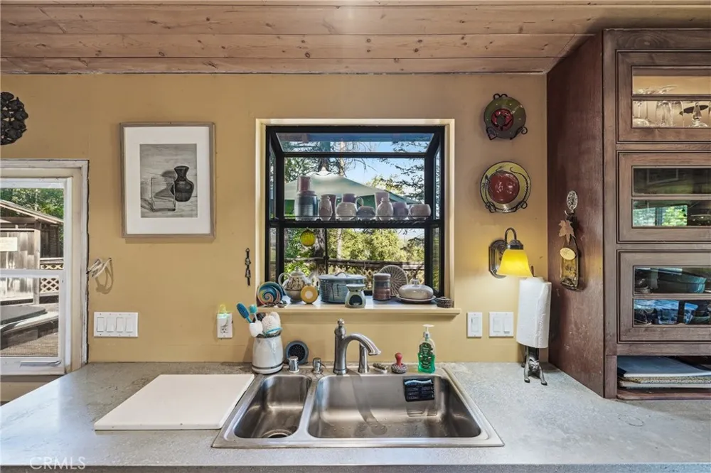 15306 Western Mine Middletown, CA 95461