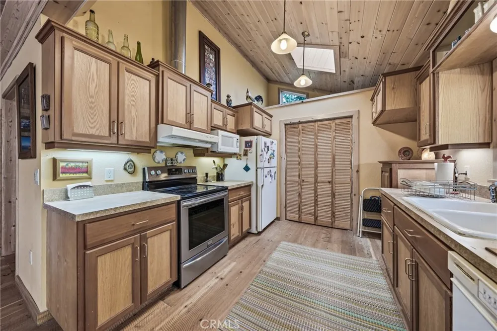 15306 Western Mine Middletown, CA 95461