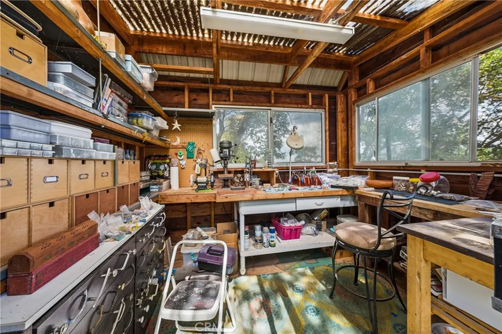 15306 Western Mine Middletown, CA 95461