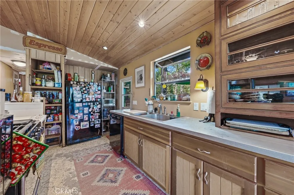 15306 Western Mine Middletown, CA 95461