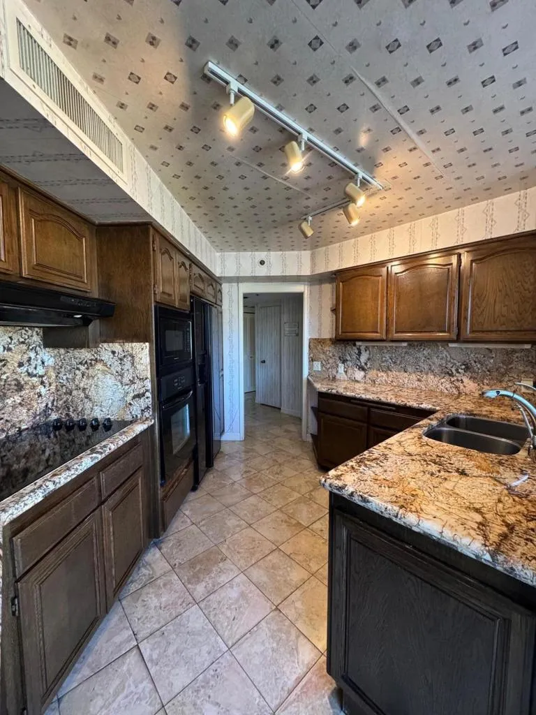 222 Monterey Road #306 Glendale, CA 91206