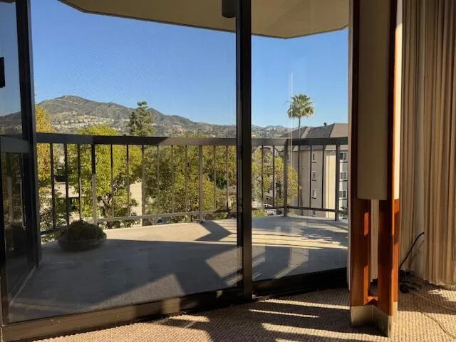 222 Monterey Road #306 Glendale, CA 91206