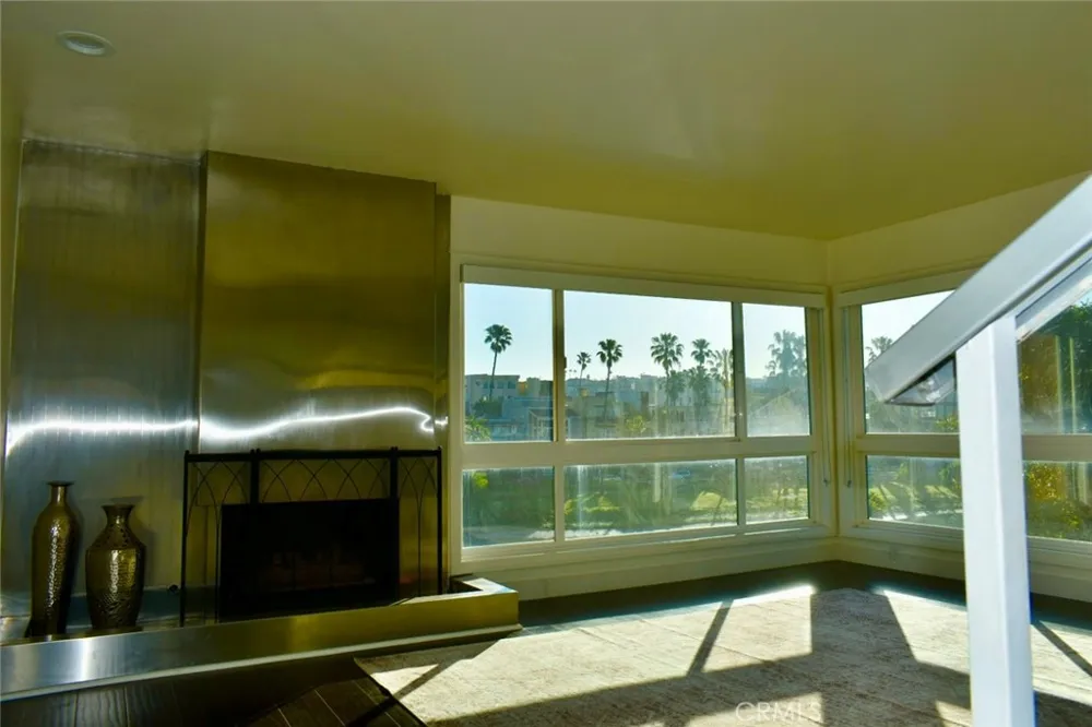 6400 Pacific #311 Playa del Rey, CA 90293