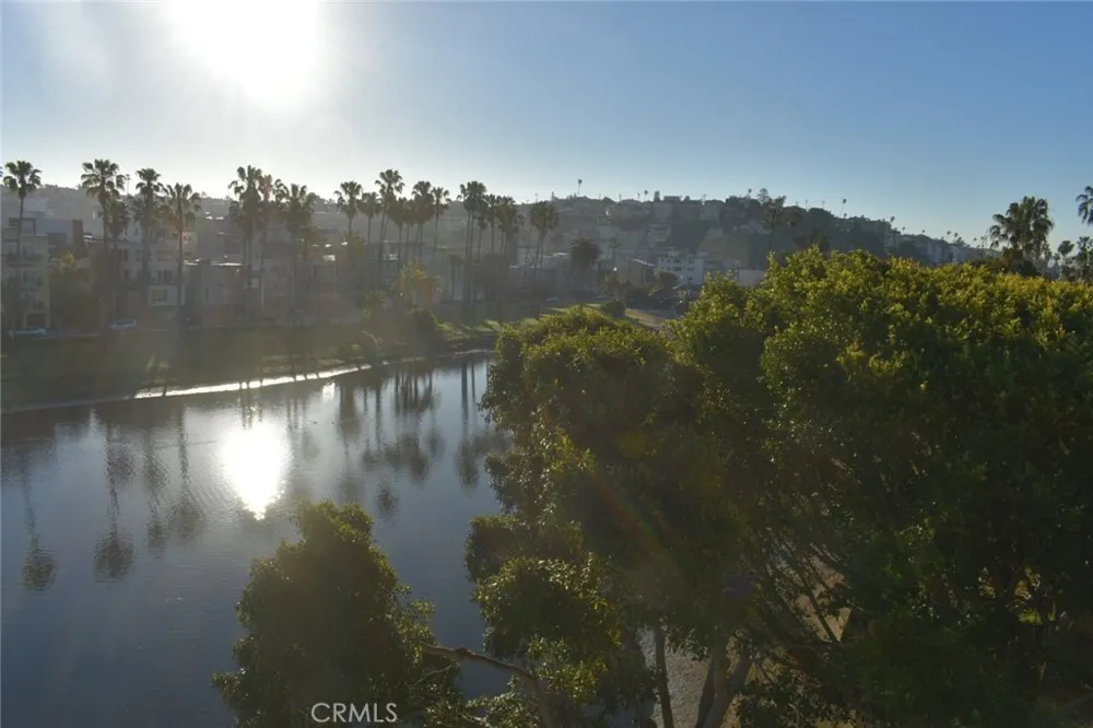 6400 Pacific #311 Playa del Rey, CA 90293