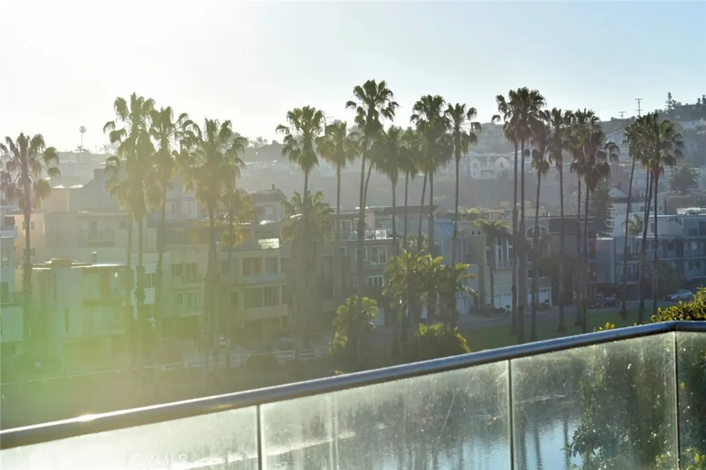 6400 Pacific #311 Playa del Rey, CA 90293
