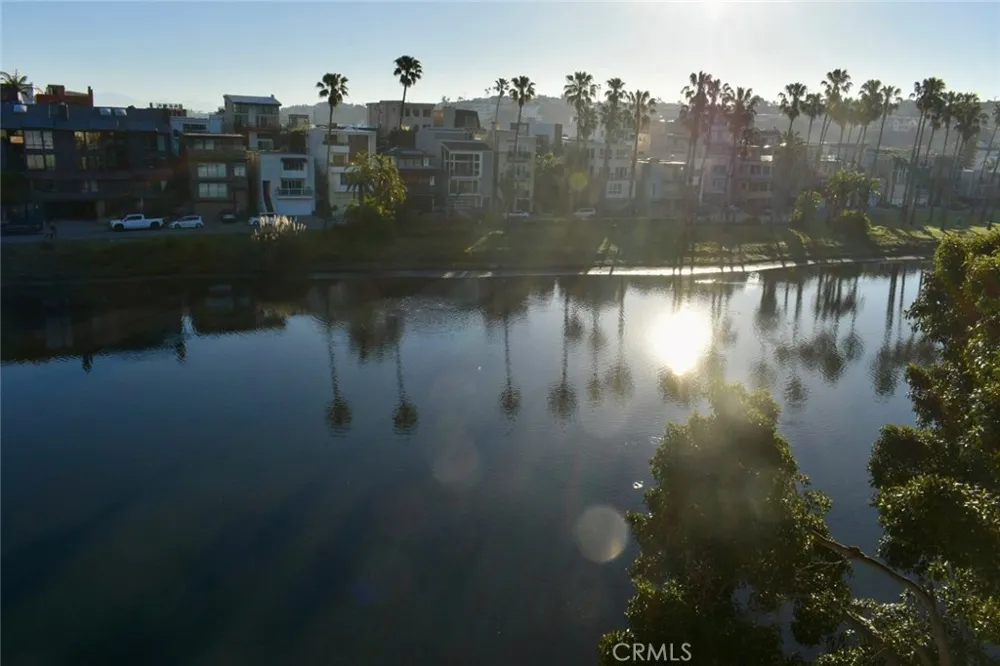 6400 Pacific #311 Playa del Rey, CA 90293