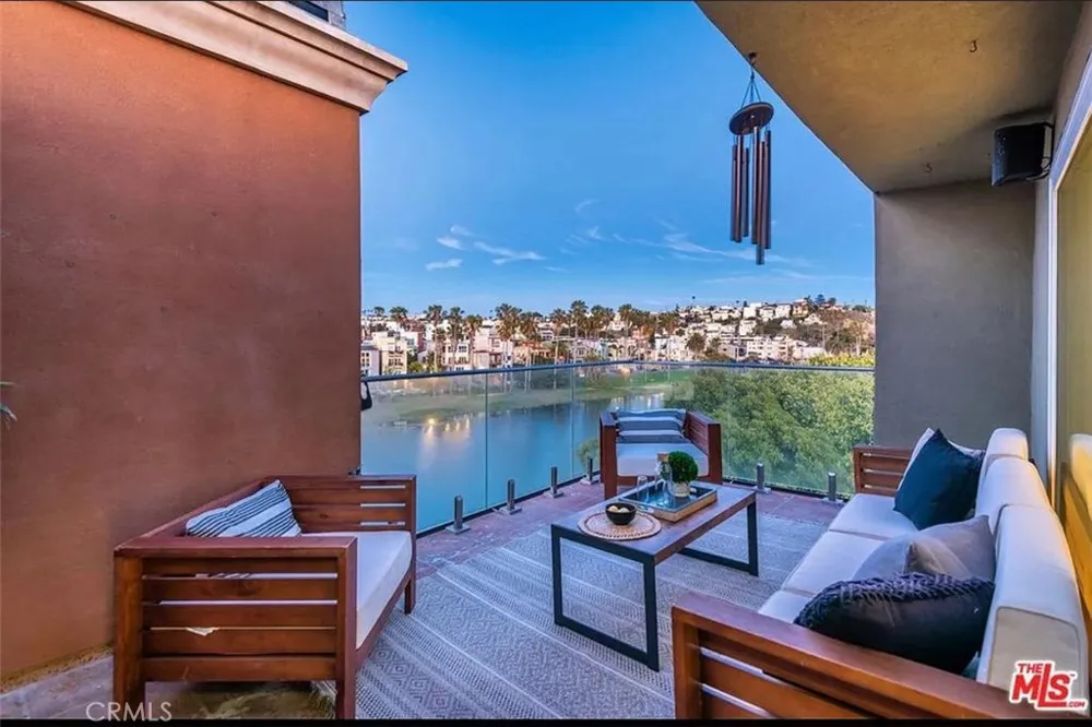 6400 Pacific #311 Playa del Rey, CA 90293