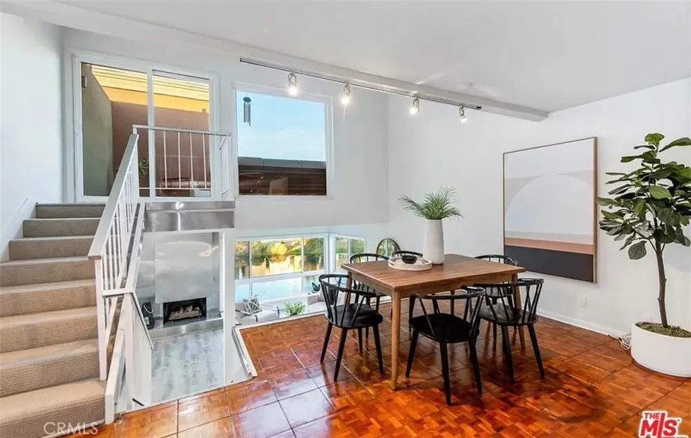 6400 Pacific #311 Playa del Rey, CA 90293