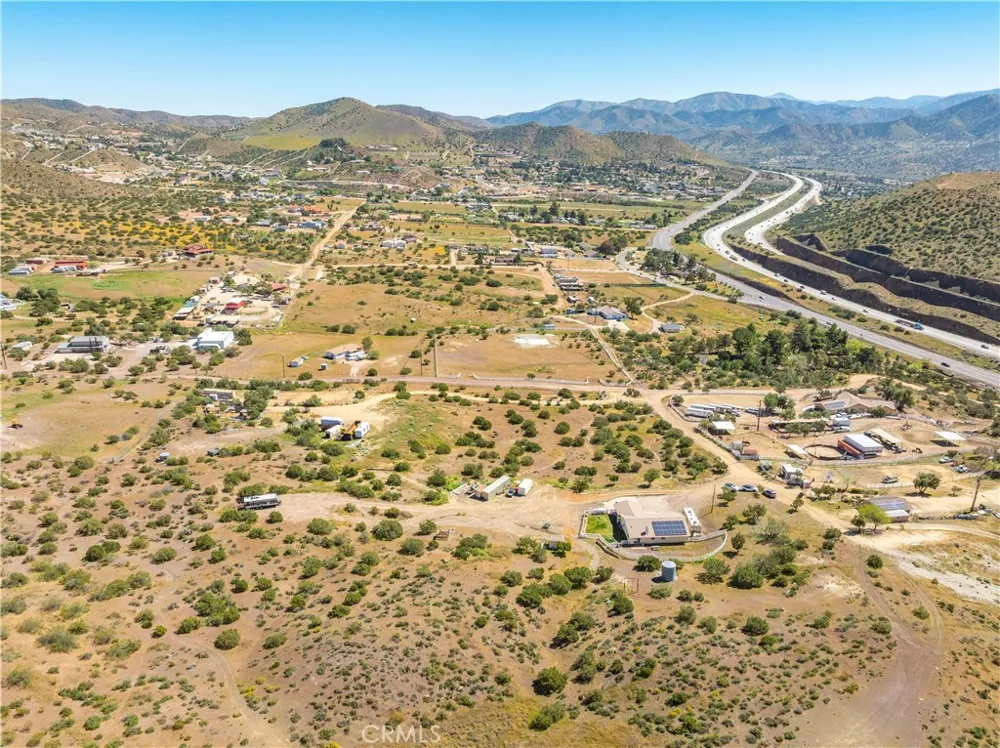2807 Clanfield Acton, CA 93510