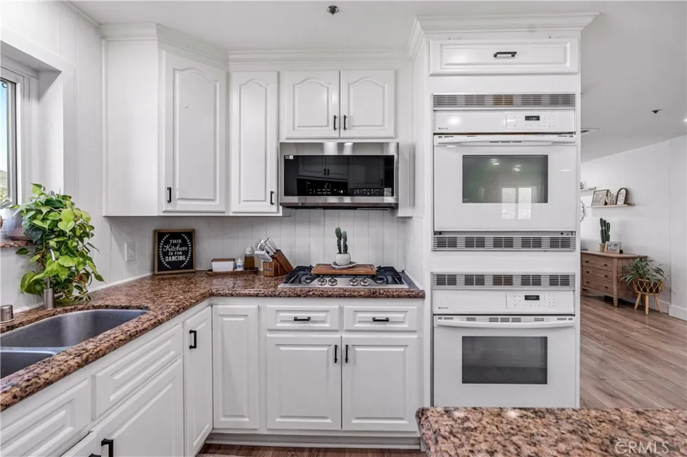 2807 Clanfield Acton, CA 93510