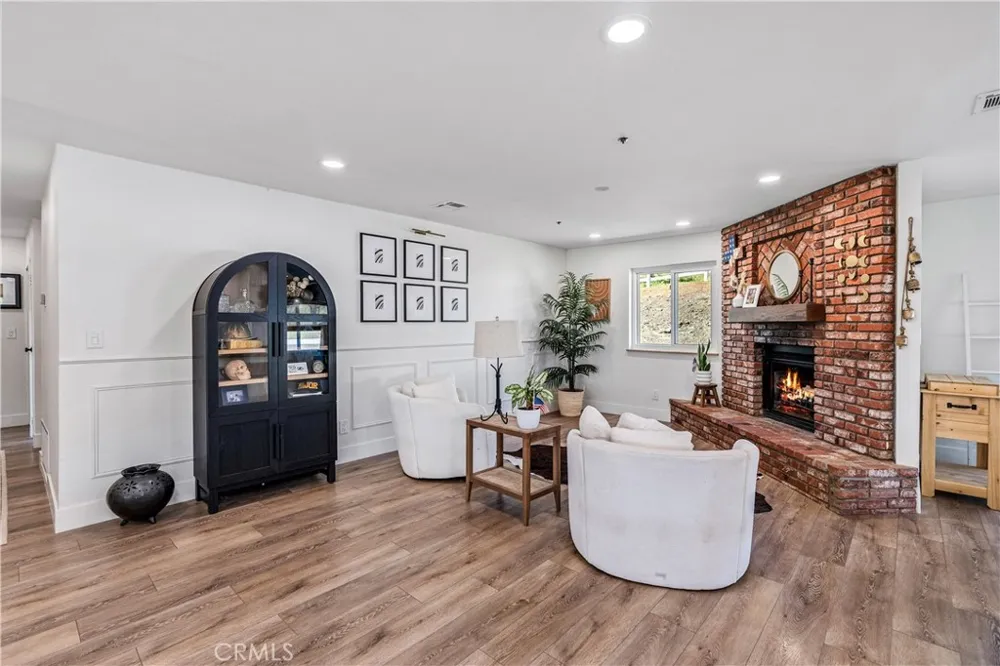2807 Clanfield Acton, CA 93510