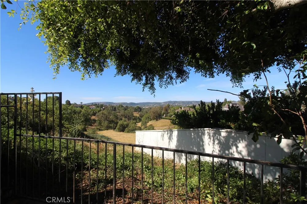 25462 Gallup Circle Laguna Hills, CA 92653